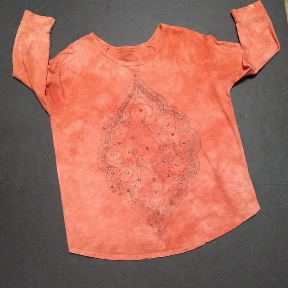 LUCKY BRAND orange graphic tee with grommets, L - Picture 3 of 14